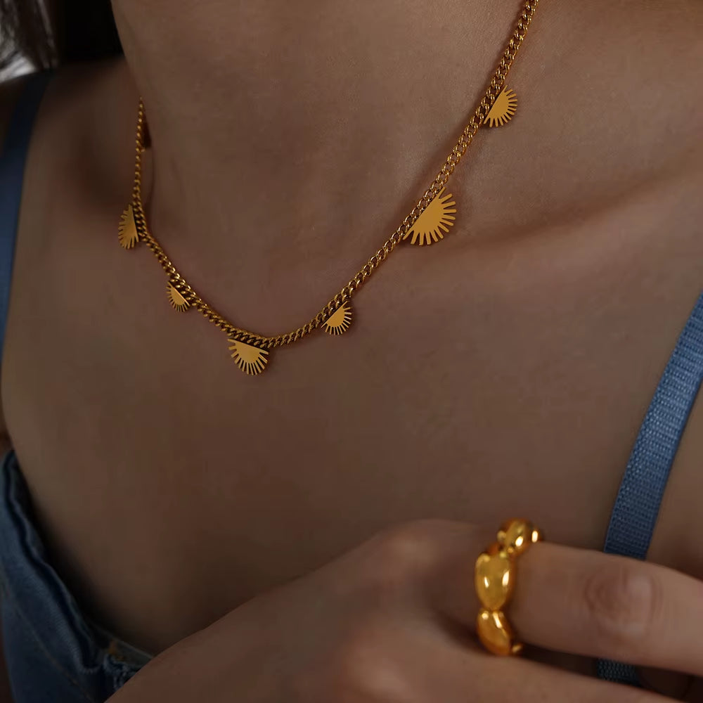 2023 Stainless Steel Women Necklace for Women Fashion Geometric Pendant Gold Plated Chain Elegant Jewelry Accessories