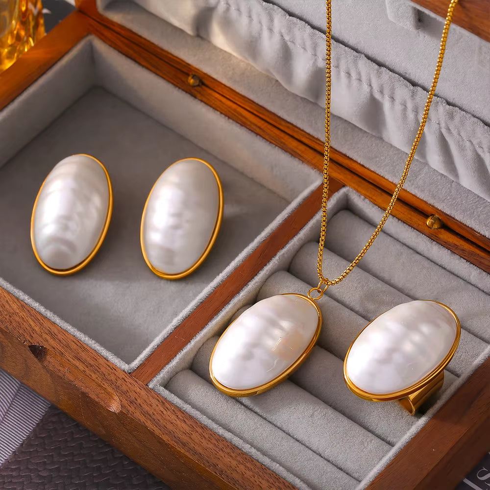 Stainless Steel Gold Plated Open Ring White Shell Oval Pendant Necklace Earrings Set Elegant Jewelry Accessories for Women
