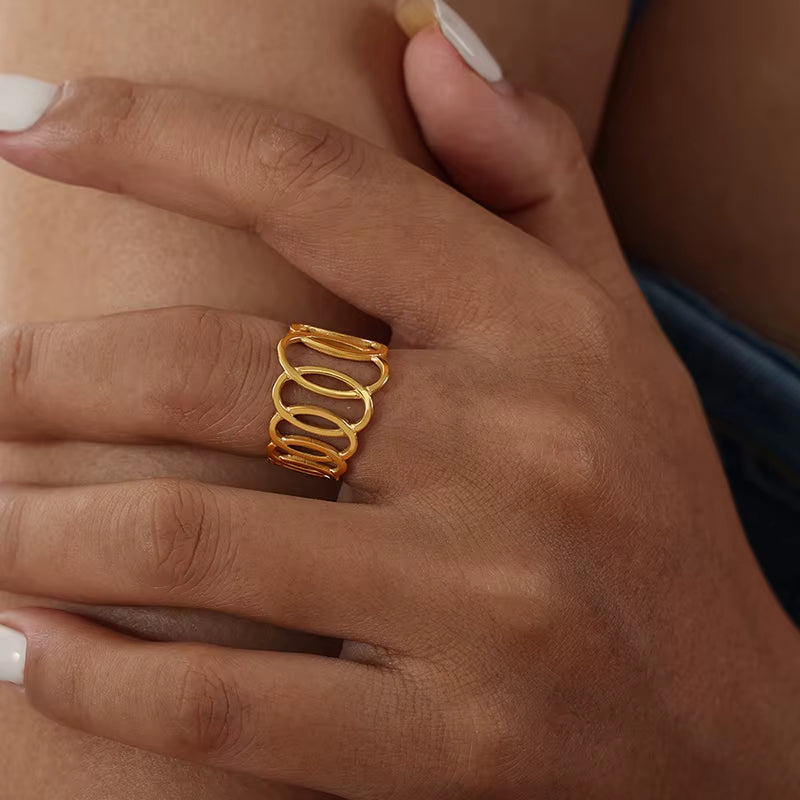 New Stainless Steel Gold Plated Ring for Women Fashion Circular Open Ring Couple Matching Gifts Girls Jewelry Accessories